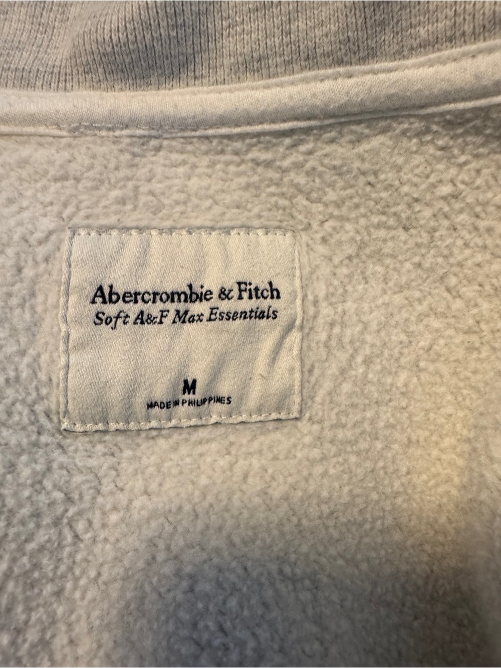 Abercrombie & Fitch - Half-Zip Sweatshirt - Picture 3 of 5